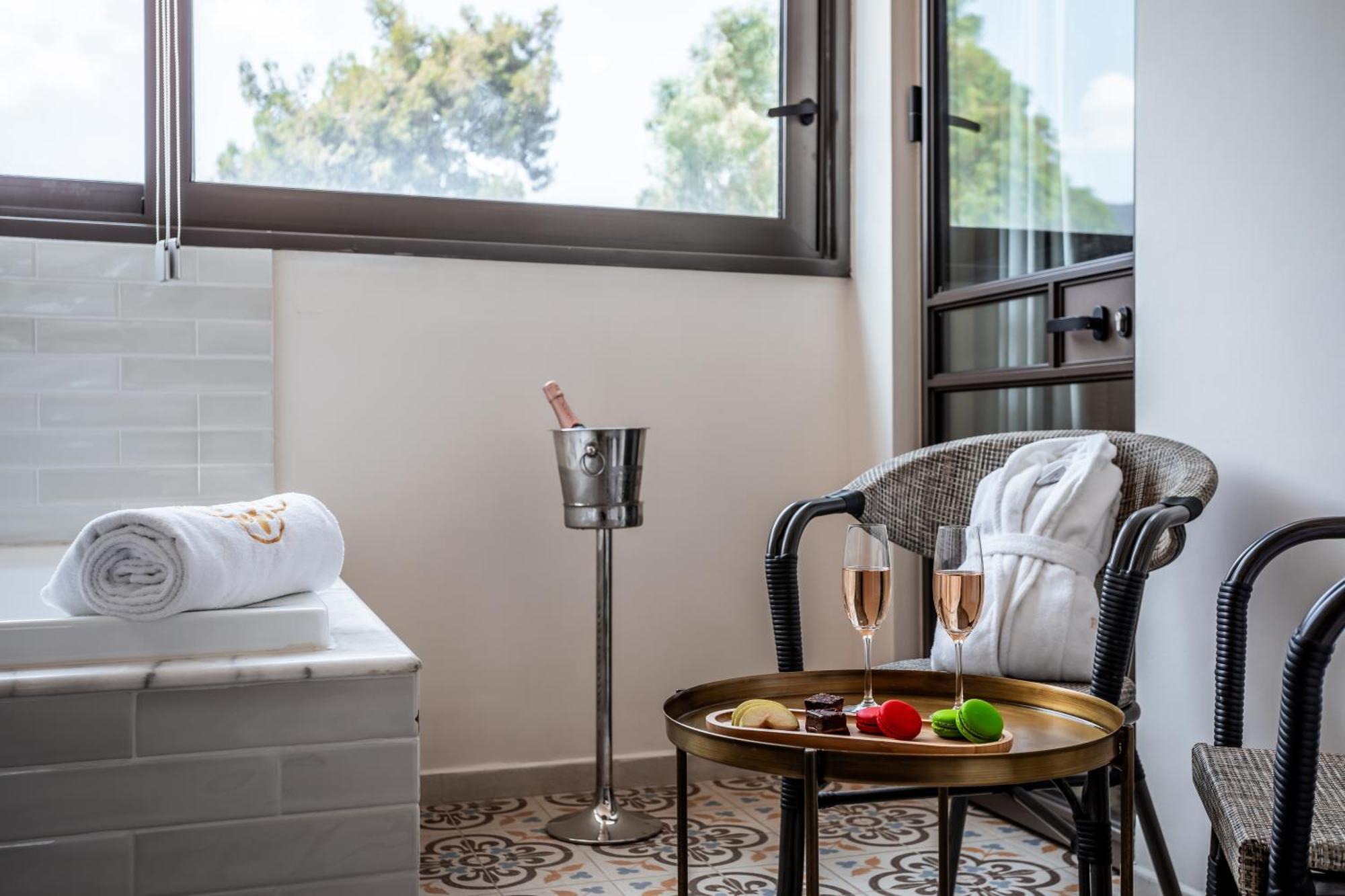 Edmond Luxury Hotel & Spa Rosch Pina Exterior foto